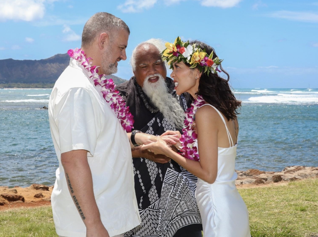 A Beautiful Hawaiian Wedding in Hawaii. Photo by S. Young of Dream Weddings Hawaii. www.hawaiiloaweddings.com. Wedding ceremony, Vow renewal ceremony, elopement ceremony, beach ceremony on Oahu, Hawaii